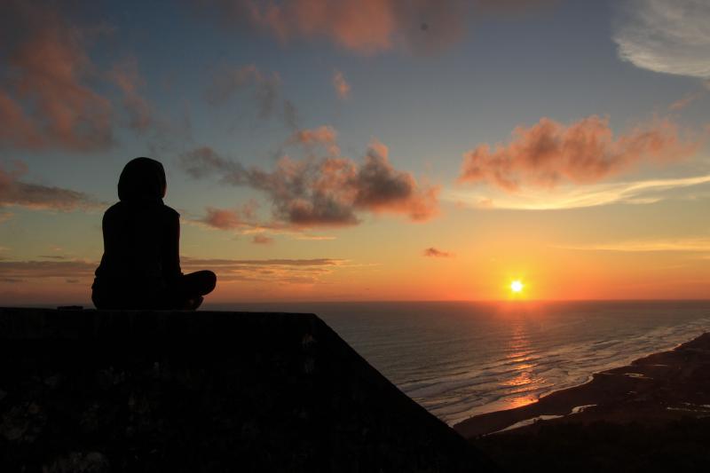 SPOT GOLDEN SUNSET DI BUKIT PARANG NDOG SPOT GOLDEN SUNSET DI BUKIT PARANG NDOG